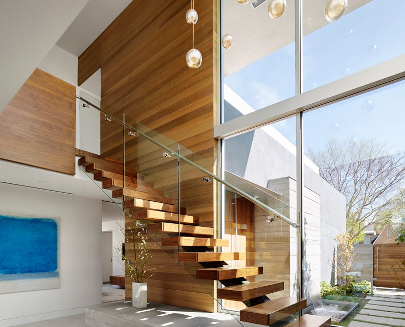 A Modern Stair Makes a Connection