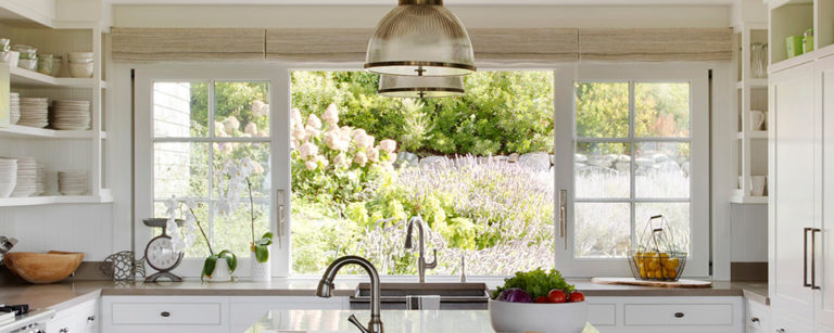 A Martha's Vineyard Classic Kitchen with Modern Function - Your Modern ...